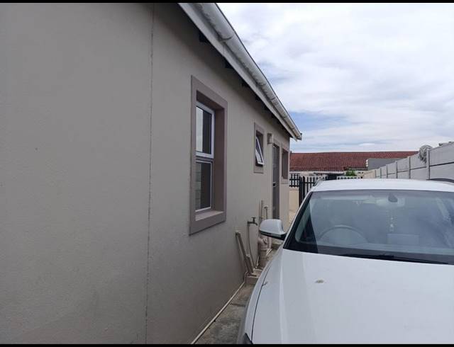2 BEDROOM PROPERTY TO RENT IN MALIBU VILLAGE